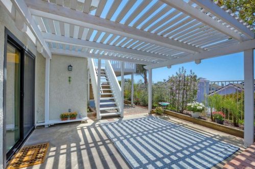 6929 Sandcastle Dr, Carlsbad, CA 92011-3733