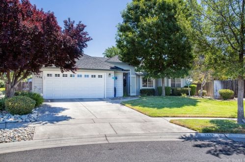 1499 Saratoga Dr, Chico, CA 95973-9164
