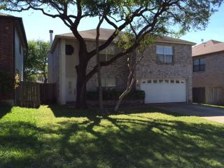 315 Upland Crk, San Antonio TX  78245-2599 exterior