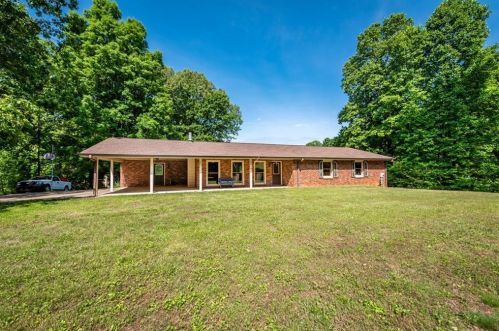 1785 Roberts Ridge Rd, Ellijay, GA 30540-1637