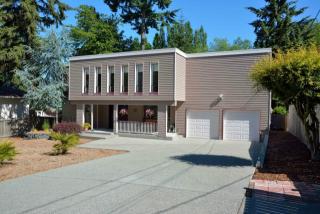 6409 Chennault Beach Dr, Mukilteo, WA 98275-4527