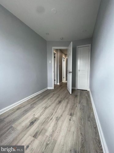 6445 Marsden St, Philadelphia PA 19135-2706 exterior