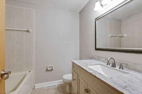 9424 Cortland Rd, Saint Paul MN  55125-9154 exterior