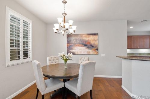 1470 Caminito Sicilia, Chula Vista CA  91915-4142 exterior