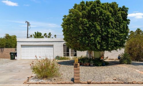 2256 Victoria Rd, Palm Springs, CA 92262-3672