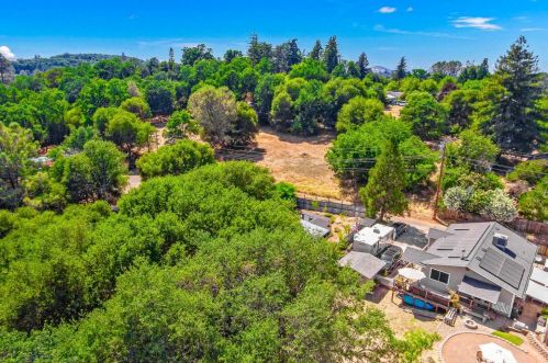 448 Harvey Ct, Swansboro Country, CA 95667-4325
