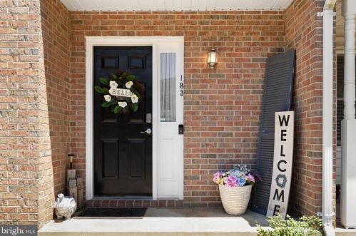 183 Wankoma Dr, Remington, VA 22734-9666