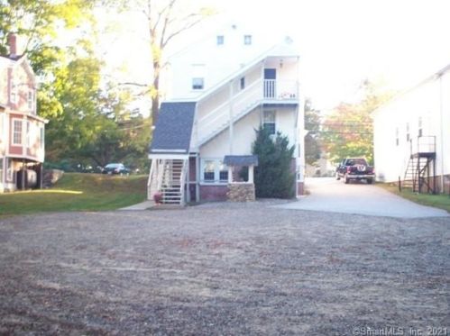 232 Main St, Colchester, CT 06415-1405