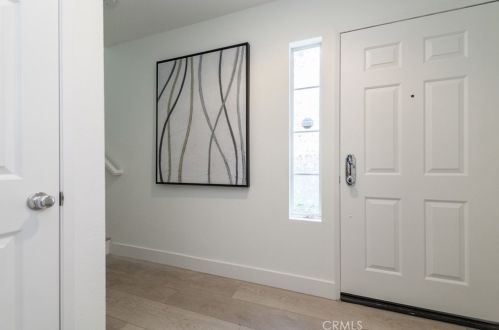 1407 Elmhurst, Irvine CA  92618-4023 exterior