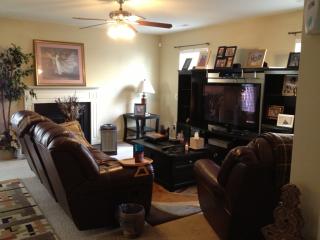 3802 Griffis Glen Dr, Raleigh NC  27610-6590 exterior