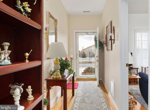602 Allegheny Cir, Woodstock, VA 22664-2073