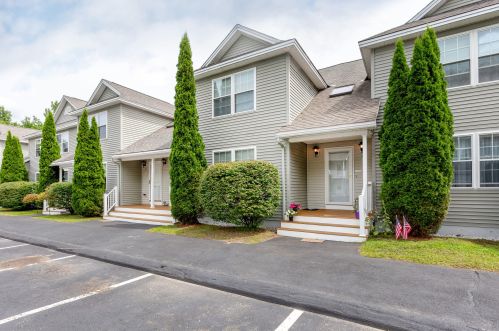 12 Ledges Ct, Lewiston ME  04240-1851 exterior