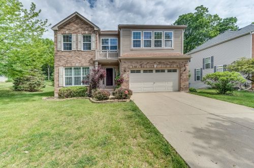 19 Moraine Dr, Streamwood, IL 60107-1272