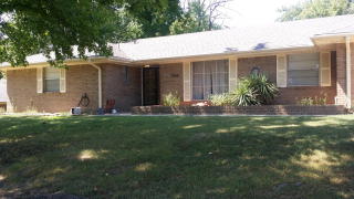 1918 15th St, Ada, OK 74820-7105