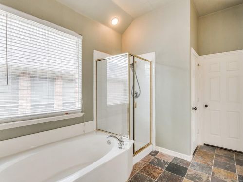 1600 Mdw Ave, Argyle TX 76226-6628 exterior