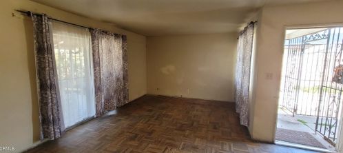 2321 J St, Oxnard, CA 93033-4422