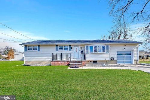 23 Whitman Rd, Trenton, NJ 08619-1469
