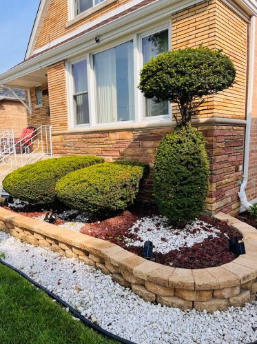 3432 85th St, Chicago, IL 60652-3734