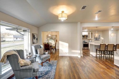 1309 Leicester St, Garland TX  75040-3345 exterior