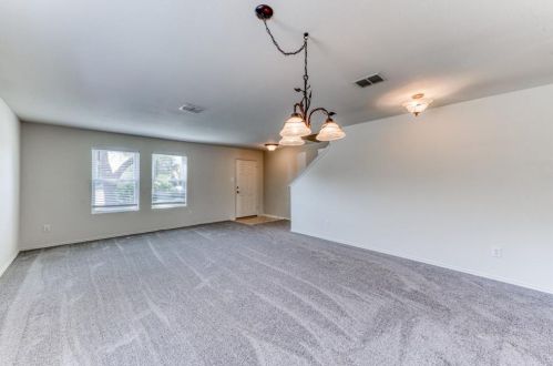 6816 Brookglen Ln, Fort Worth TX  76179-4183 exterior