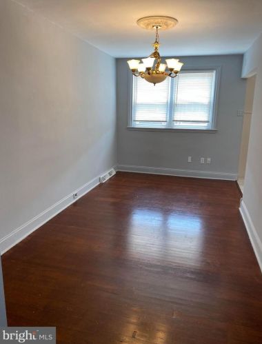 2828 Longshore Ave, Philadelphia, PA 19149-1934