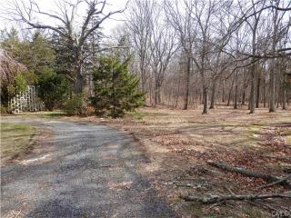 44 Old Farm Rd, Wilton CT  06897-2902 exterior