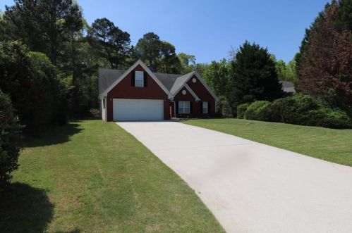 755 Pebble Blvd, Porterdale, GA 30016-7654