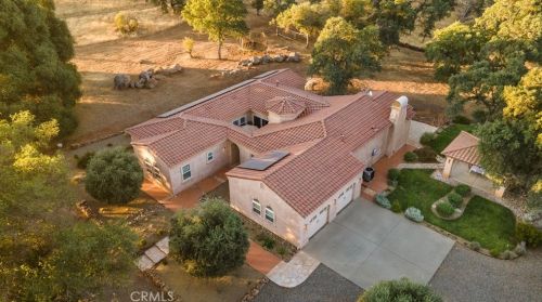 3212 Silver Bush Pl, Catheys Valley, CA 95306-9743