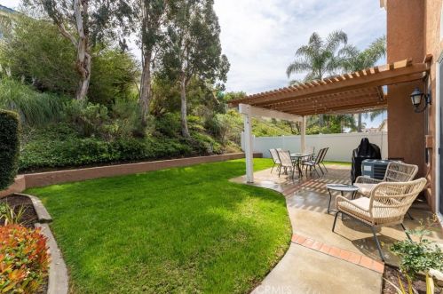 938 Dylan Way, Anaheim CA  92808-1515 exterior