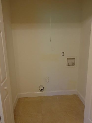 725 Dalrymple Rd, Atlanta GA  30328-1400 exterior