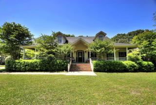 681 Castle Pinckney Dr, Charleston, SC 29412-4404