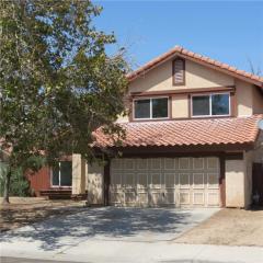 3239 Fern Ave, Palmdale, CA 93550-7911