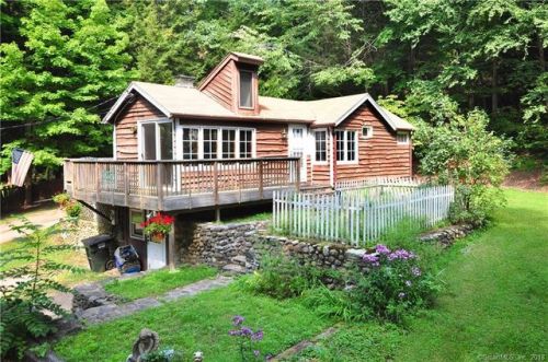 46 Pendleton Rd, Granby, CT 06035-2129