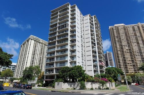 1645 Ala Wai Blvd, Honolulu HI  96815-1065 exterior