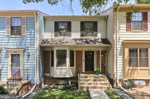 8621 Pin Oak Dr, Springfield, VA 22153-3554