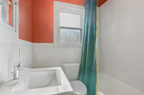 3817 6th St, Fort Worth TX  76107-2029 exterior