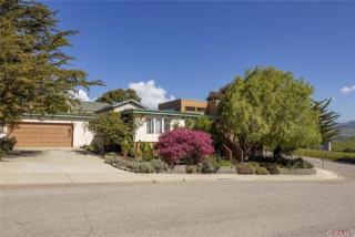 3170 Wood Dr, Cambria, CA 93428-4324
