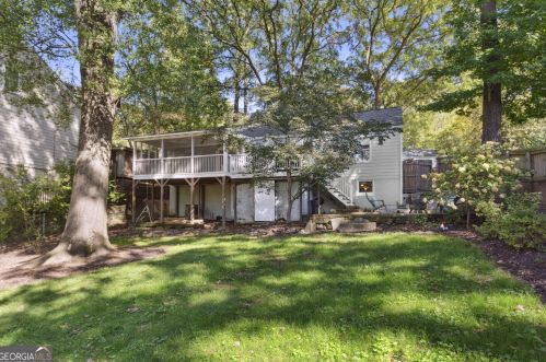 551 Hascall Rd, Atlanta GA  30309-2227 exterior