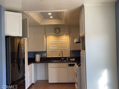 4422 Oakfield Ave, Santa Ana, CA 92703-1636