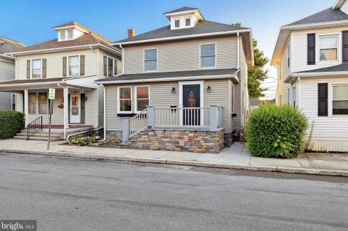 108 Philadelphia St, Hanover, PA 17331-2037