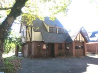 17 Buckingham Ave, Trenton, NJ 08618-3311