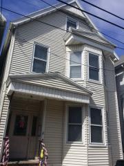 22 Darcy St, Newark, NJ 07105-3336