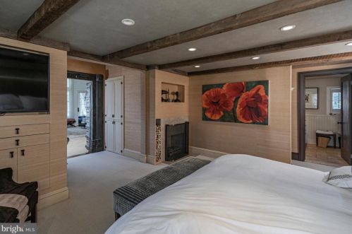 1075 Great Rd, Princeton NJ  08540-1246 exterior