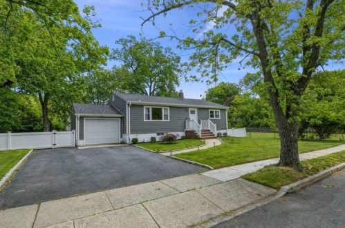155 Washington Ave, N Milford, NJ 07646-2623