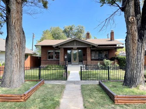 1120 Carteret Ave, Pueblo, CO 81004-2838