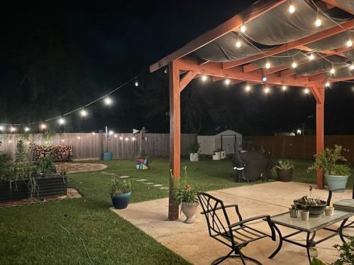 851 Brandi Cir, Uhland TX 78640-5340 exterior