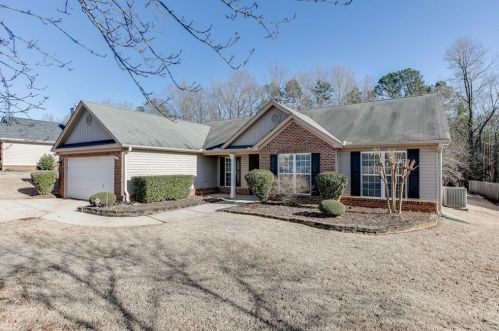 305 River Mist Cir, Jefferson, GA 30549-8626