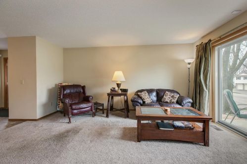 2463 Grenadier Ave, Saint Paul MN  55128-4319 exterior