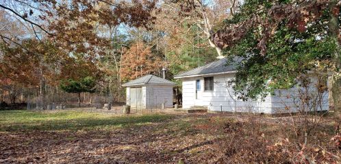 524 Maple St, Berkeley Township, NJ 08721-2243