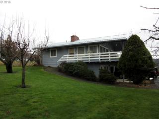 69628 Antles Ln, Cove, OR 97824-8201